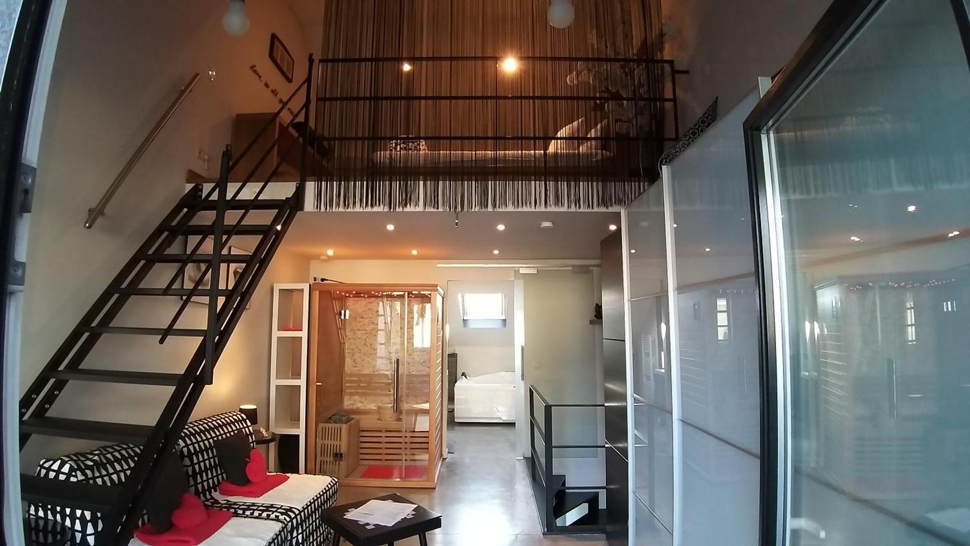 Ferienwohnung Wellness Loft With Sauna, Jacuzzi, Roof Terrace & Amazing View Antwerpen Exterior foto