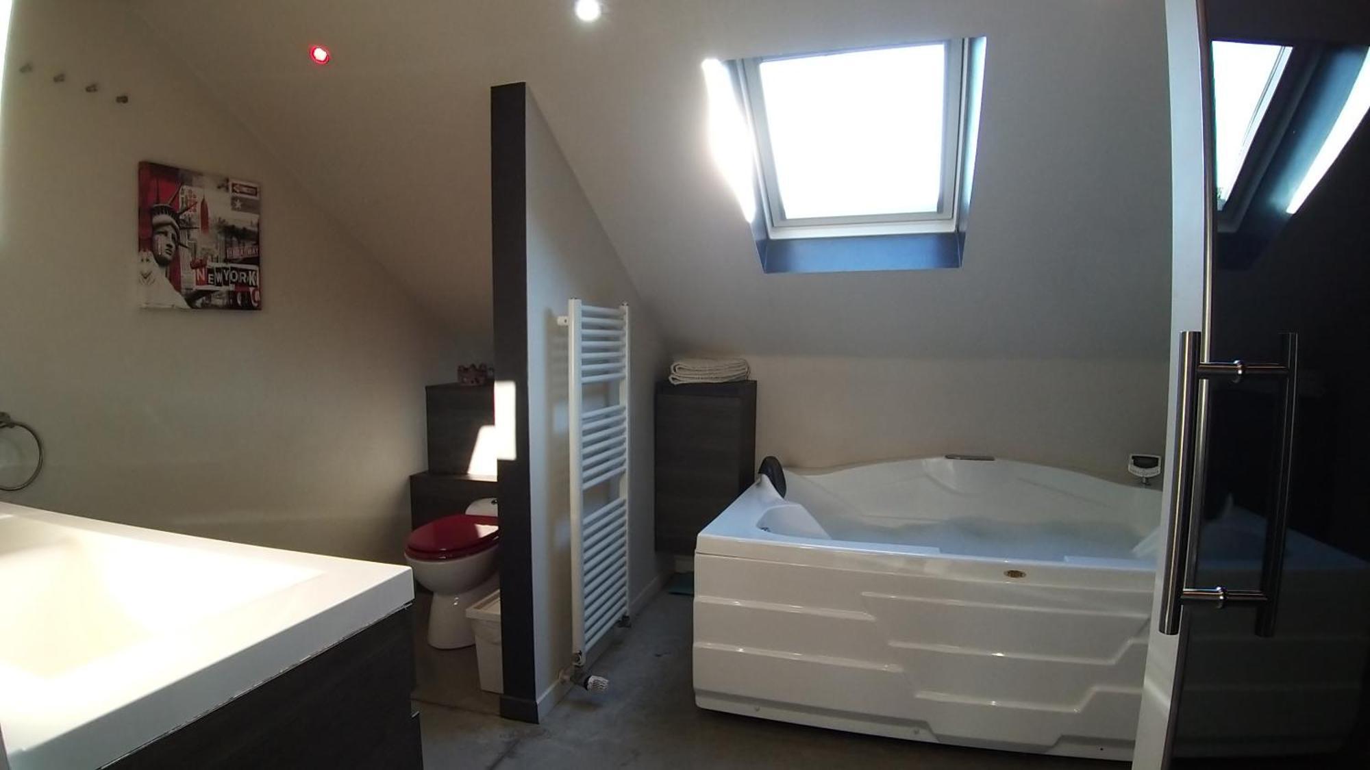 Ferienwohnung Wellness Loft With Sauna, Jacuzzi, Roof Terrace & Amazing View Antwerpen Exterior foto