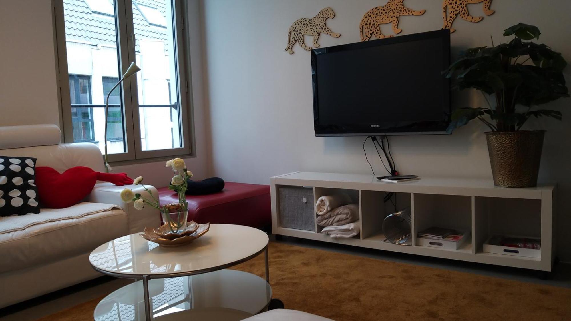 Ferienwohnung Wellness Loft With Sauna, Jacuzzi, Roof Terrace & Amazing View Antwerpen Exterior foto