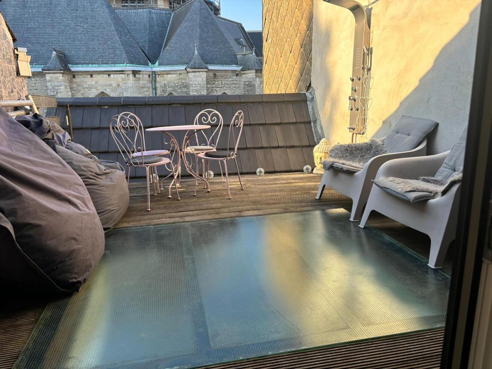 Ferienwohnung Wellness Loft With Sauna, Jacuzzi, Roof Terrace & Amazing View Antwerpen Exterior foto