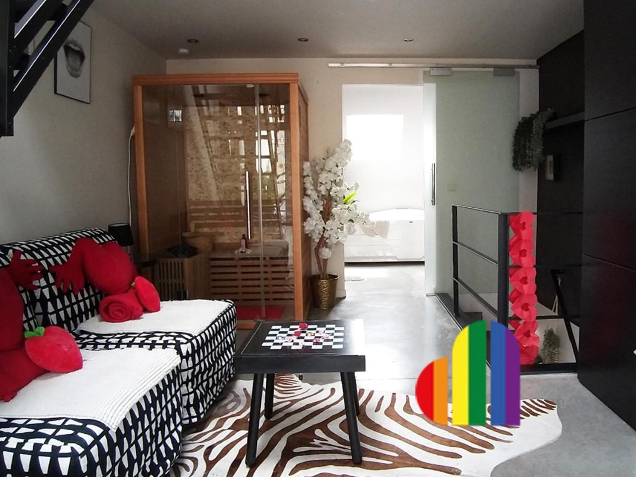 Ferienwohnung Wellness Loft With Sauna, Jacuzzi, Roof Terrace & Amazing View Antwerpen Exterior foto