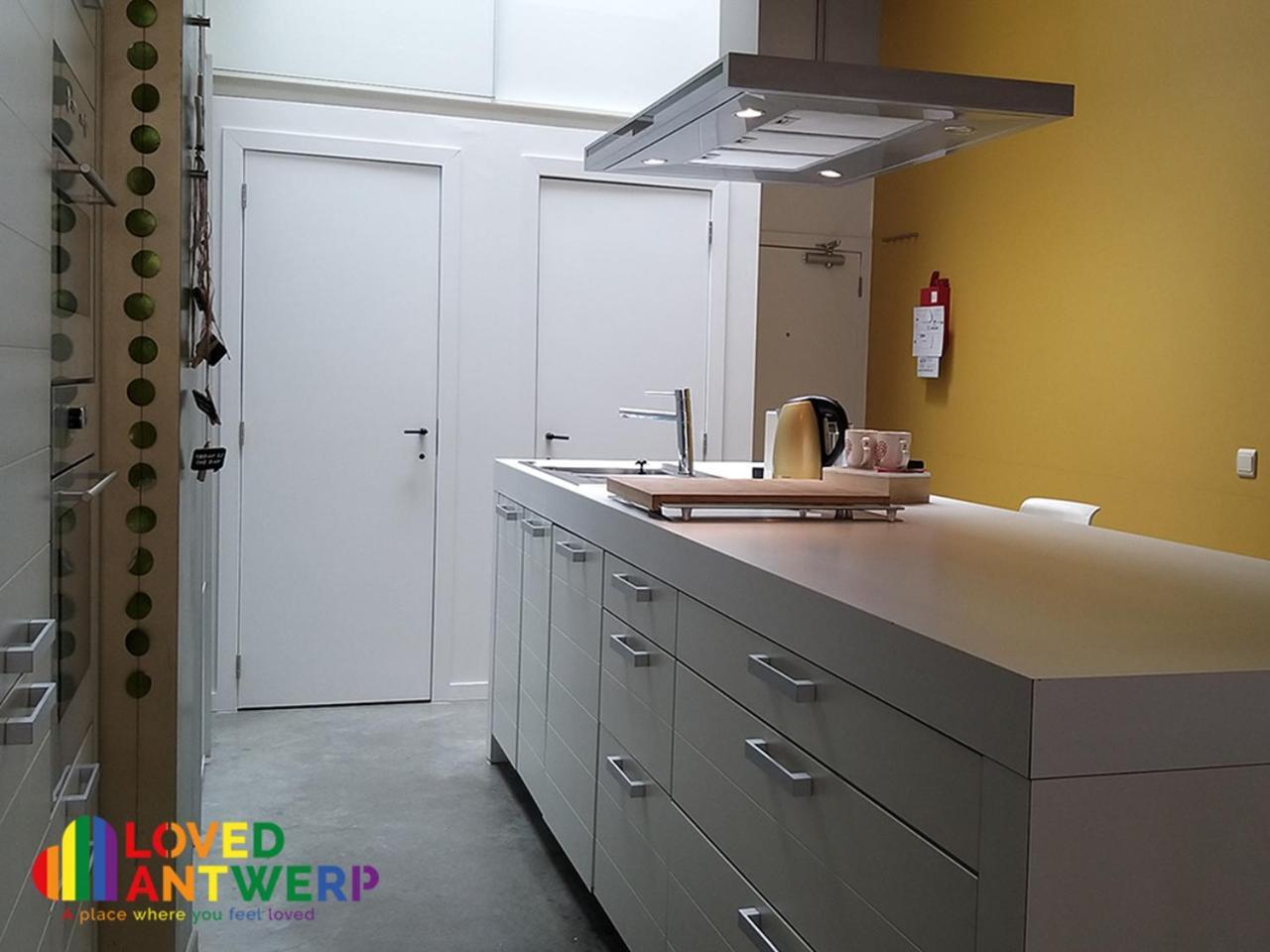 Ferienwohnung Wellness Loft With Sauna, Jacuzzi, Roof Terrace & Amazing View Antwerpen Exterior foto